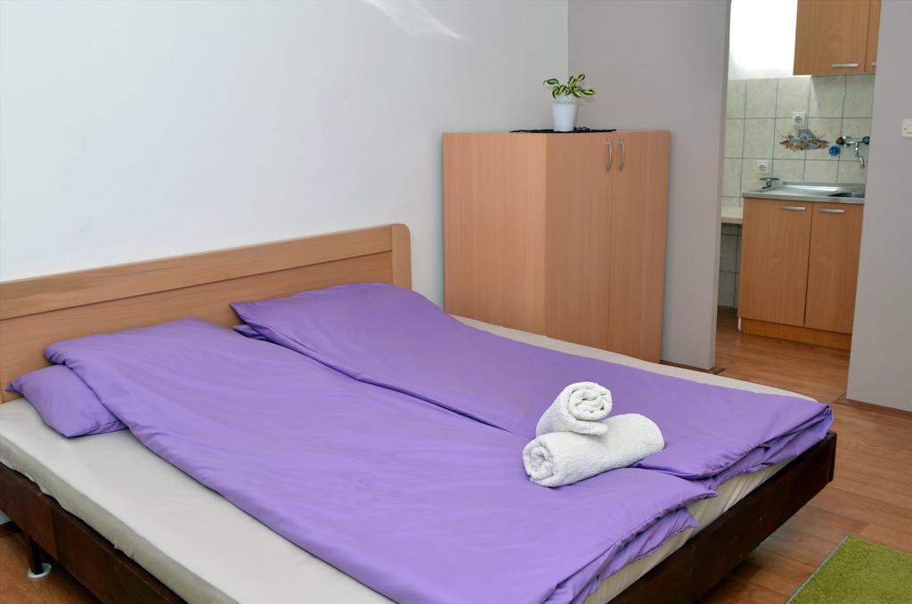 Apartments Villa Saray โอครีด ภายนอก รูปภาพ