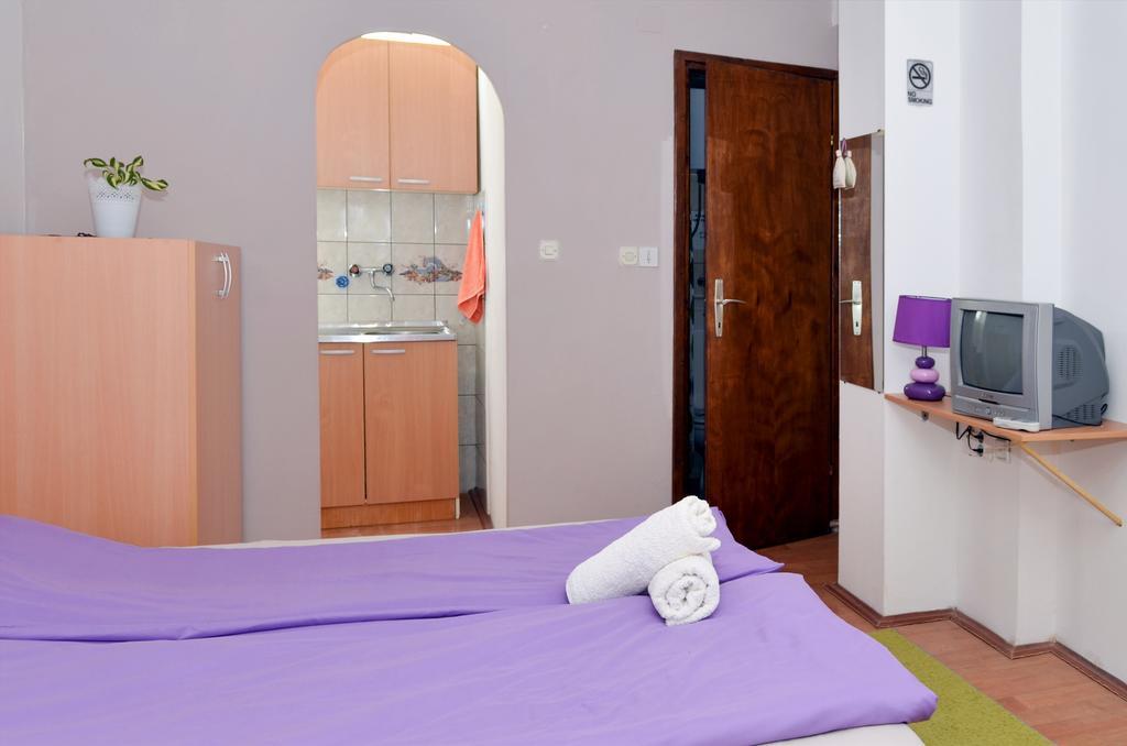 Apartments Villa Saray โอครีด ภายนอก รูปภาพ