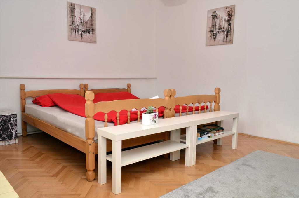 Apartments Villa Saray โอครีด ภายนอก รูปภาพ